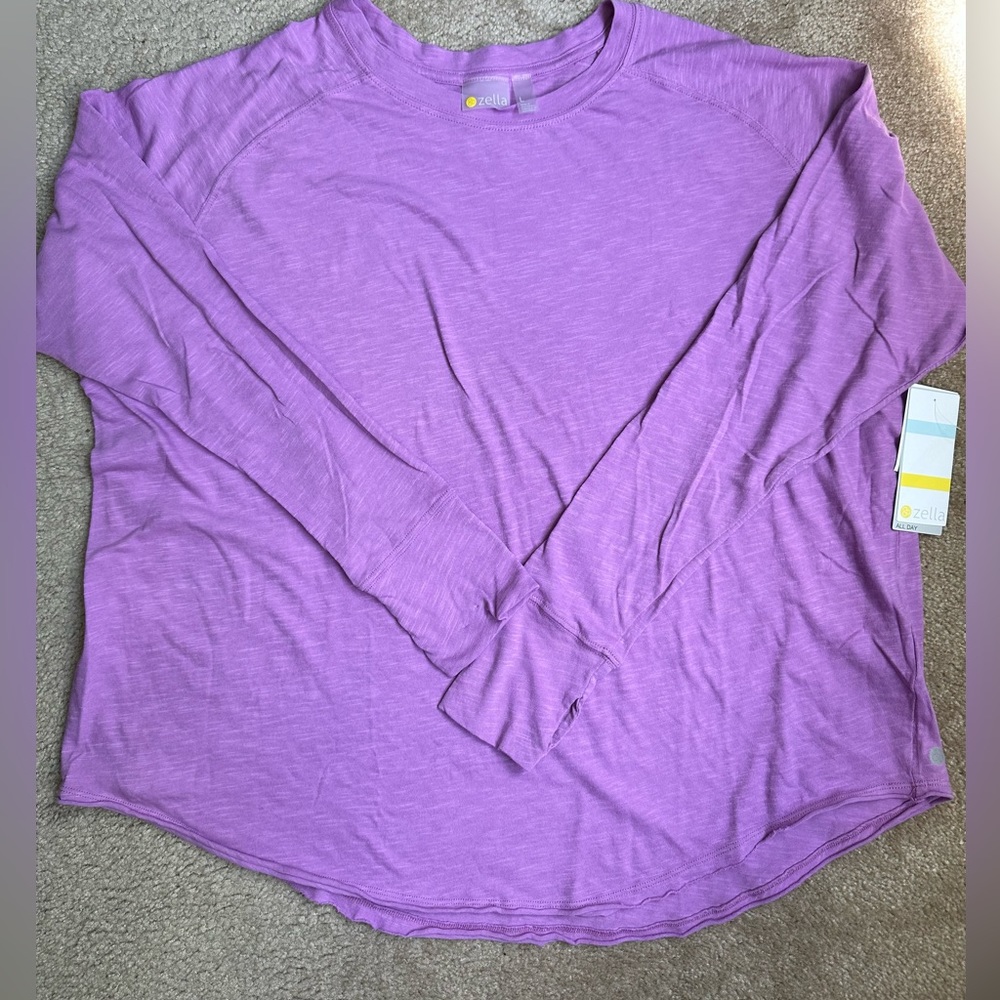 Zella long sleeved shirt